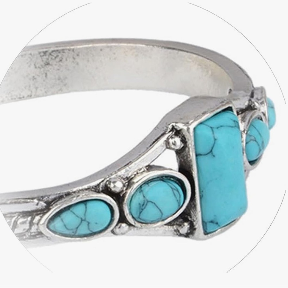 Vintage Style Bohemian Turquoise Carved Bracelet - Picture 5 of 5